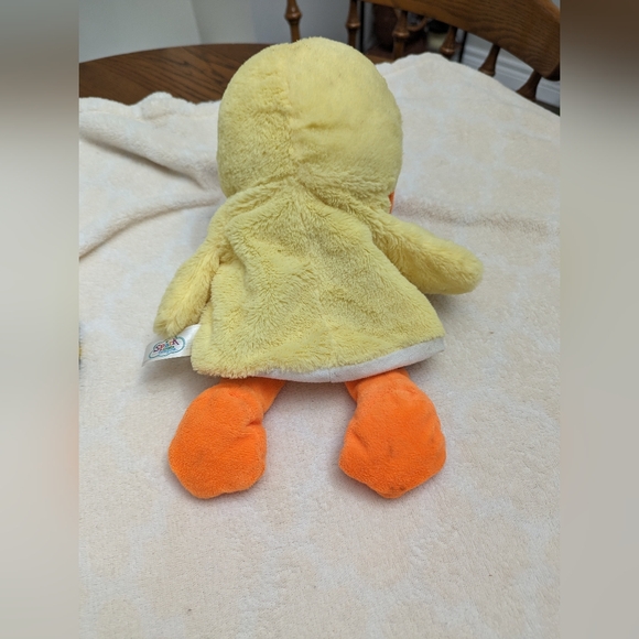 Puppet. Spark Create Imagine Duck puppet. Quacking sound in beak. - Picture 2 of 4